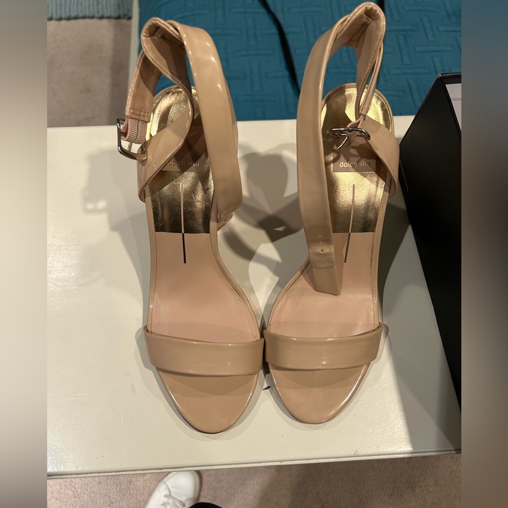 Nude Dolce Vita Bevin Heel Patent Leather Stella
